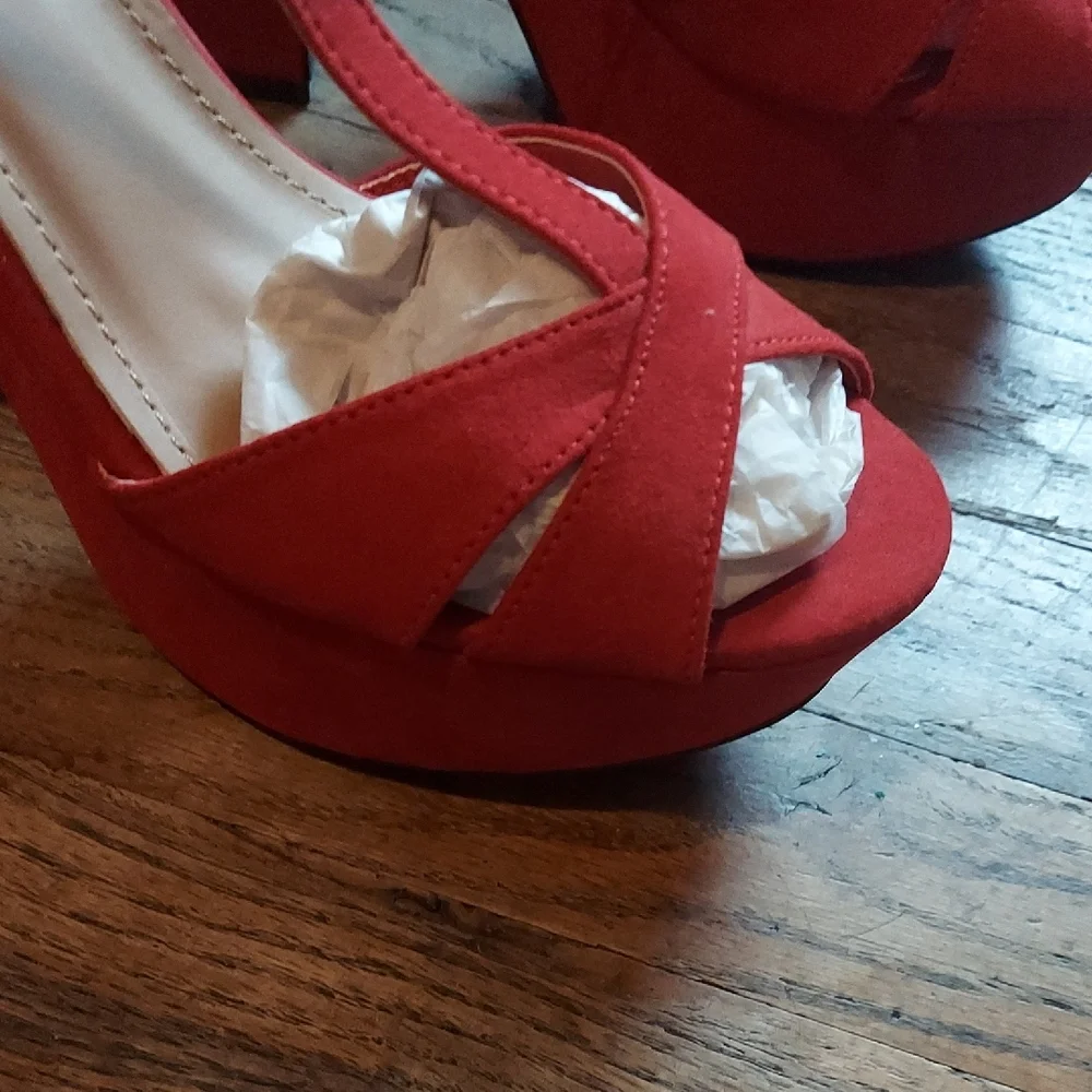 BAMBOO Red Platform Heels with Chunky Block Heel and Peep-Toe - Picture 8 of 11